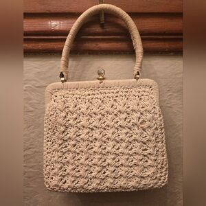 Vintage 60s Crochet Top Handle Handbag Ivory Kiss Lock